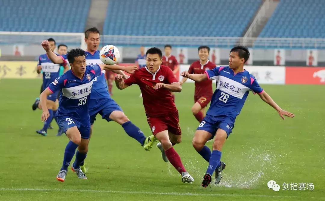 「图集」雨中狂胜！“雨神”淄博星期天5:0沈阳东进联赛首次连胜