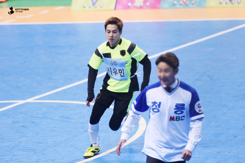 exo分享一波图片,exo分享服装