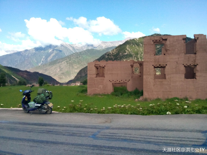 一个人、一只狗、一辆小踏板，风雨30天去*藏西**的故事（四）