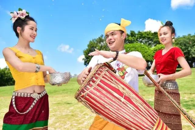 泼水节锦绣中华,锦绣中华泼水节夜场什么时候结束