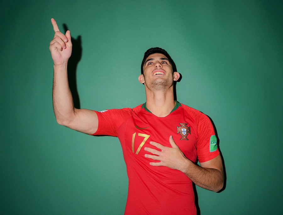 世界杯葡萄牙c罗高清大图,不一样的世界杯原版