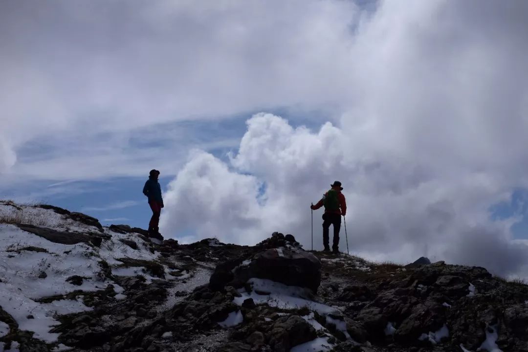 来一场说走就走的旅行户外,来一场说走就走的户外旅行吧