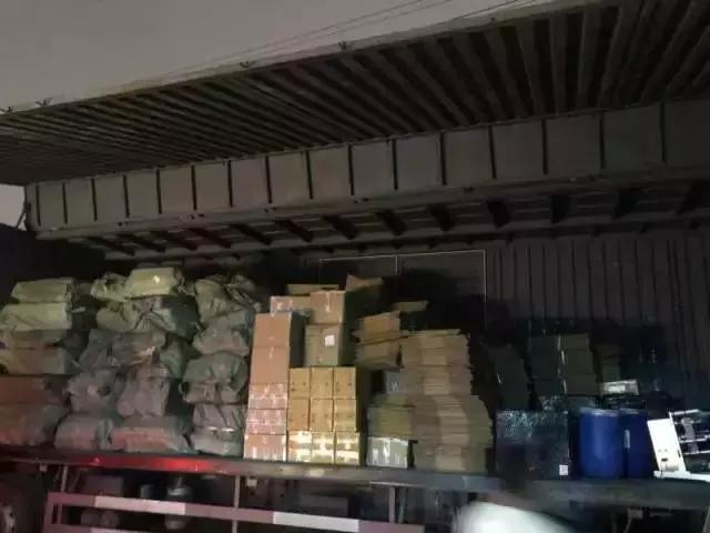 美容院卖东西,美容院买的产品