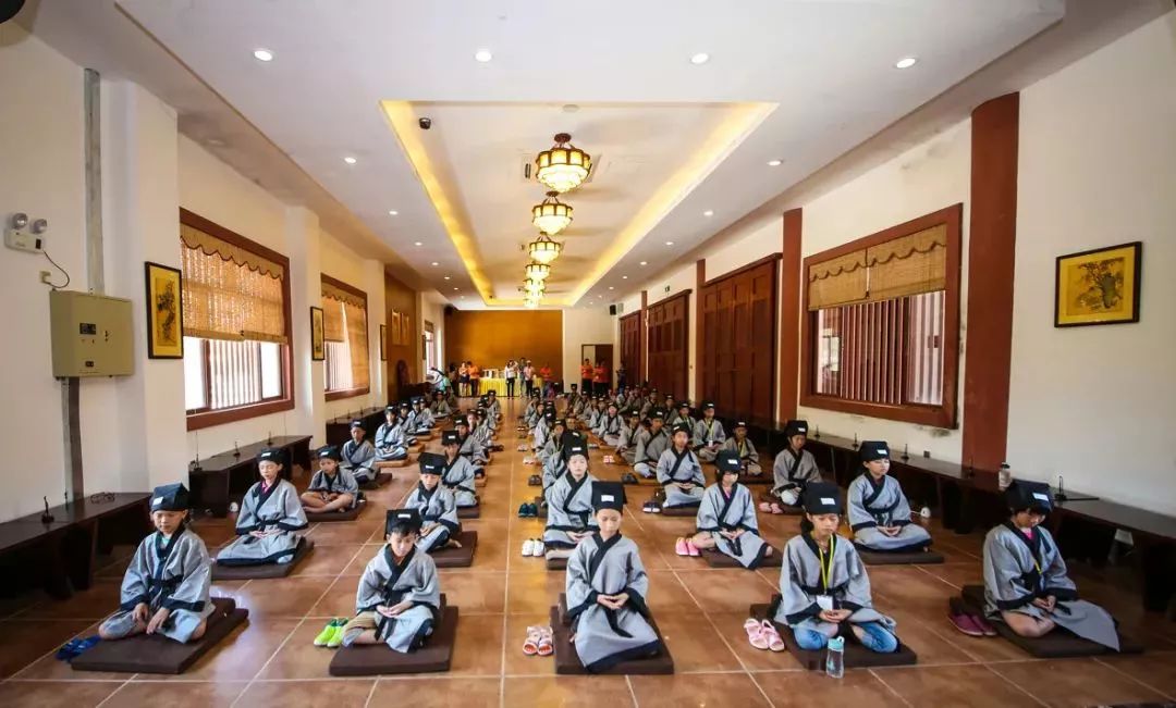 哈尔滨泼水成冰篝火晚会,篝火打跳泼水狂欢活动主题