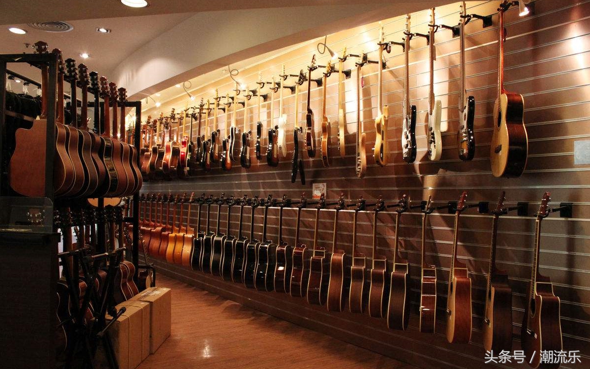 吉他初学者选择哪种类型吉他较好,初学吉他者应该选择什么样的吉他