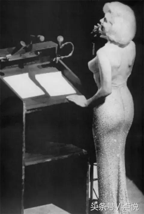 高情商女人如何让男人越来越爱你,高情商的女人让男人死心塌地去爱你