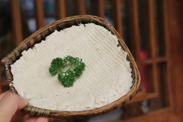 谭鸭血老火锅在四川的热度,惊艳中国的成都火锅谭鸭血老火锅