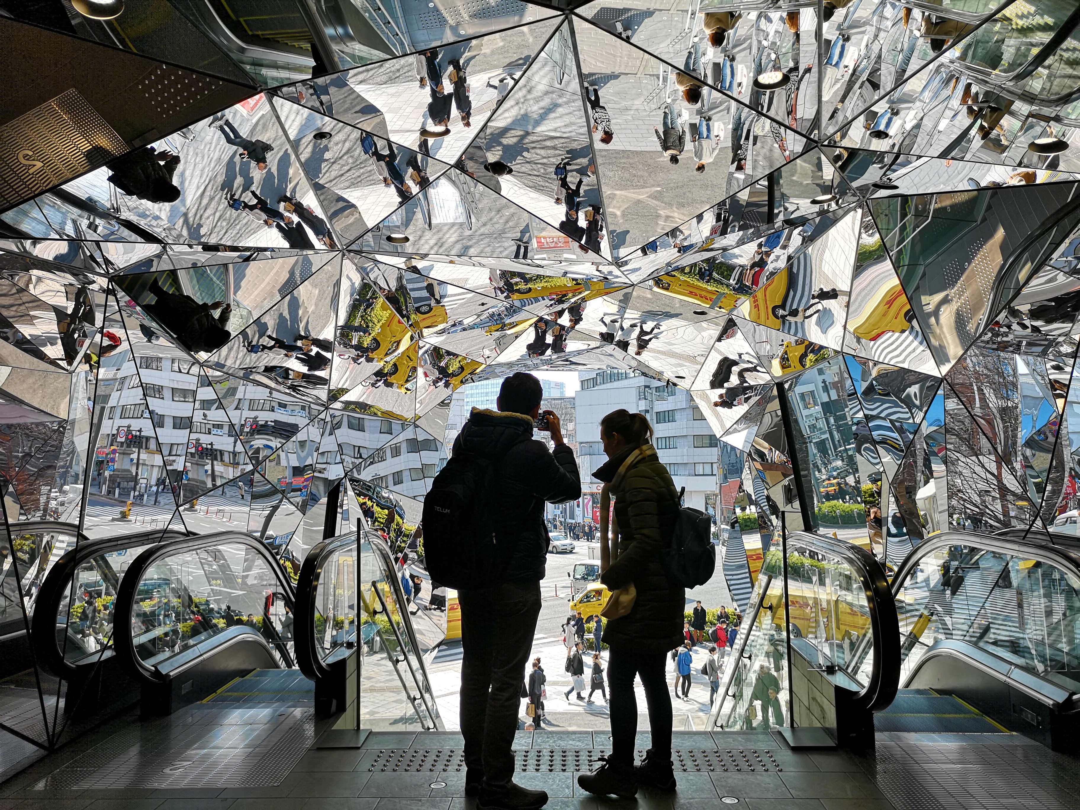 华为p20怎么样,华为徕卡三摄的p20