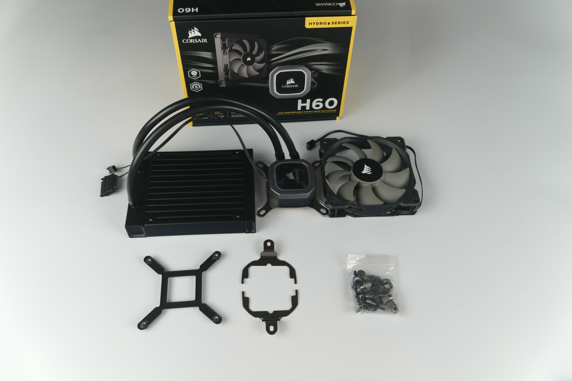 天热了汽车需要更换冷却液吗,天热师傅修空调的说说