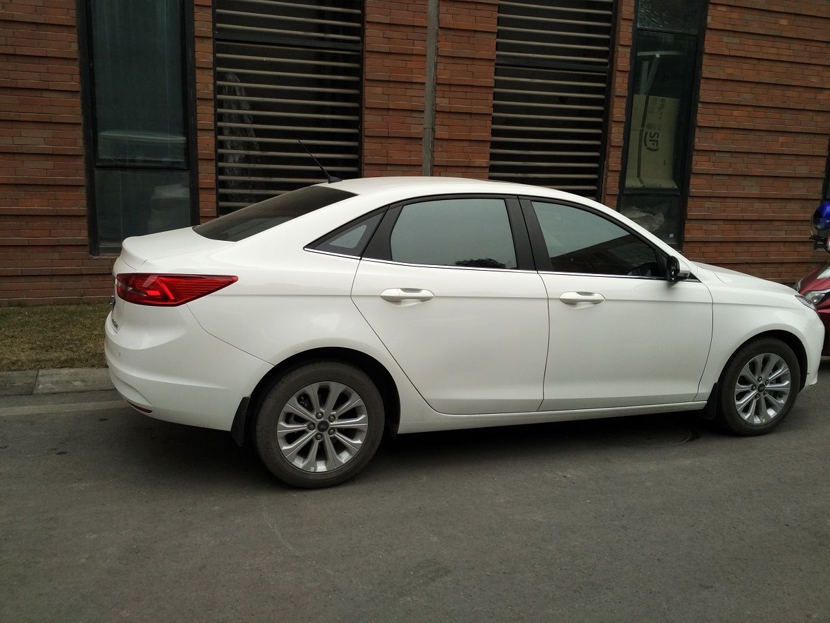 福特福睿斯开1400公里油耗多少,09福睿斯两厢1.8l油耗怎么这么高