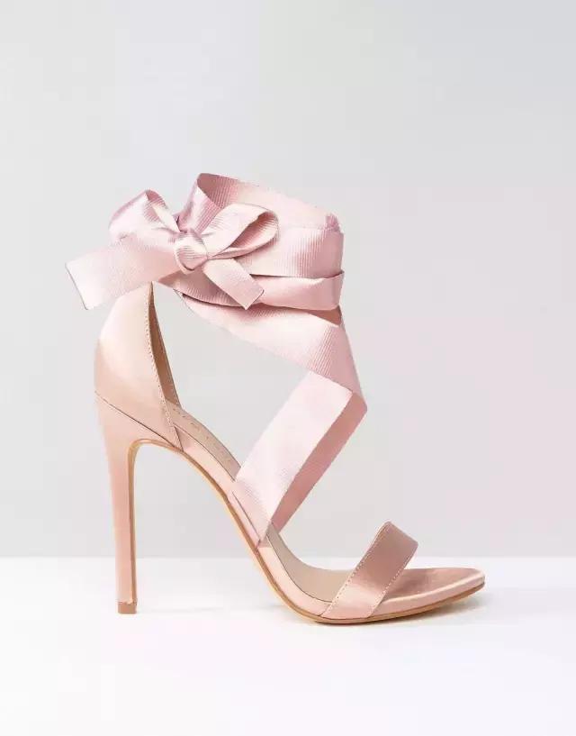 显腿长又显瘦的高跟鞋,裸色细跟高跟鞋秋冬搭配