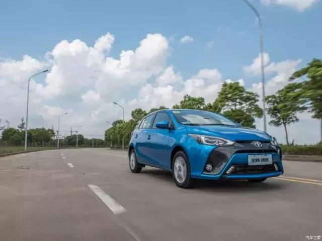 外观年轻省油的紧凑型轿车,外观好看又便宜的车10万