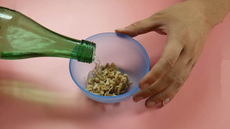 手脚起小水泡很痒怎么根治,手脚长小水泡奇痒怎么治疗