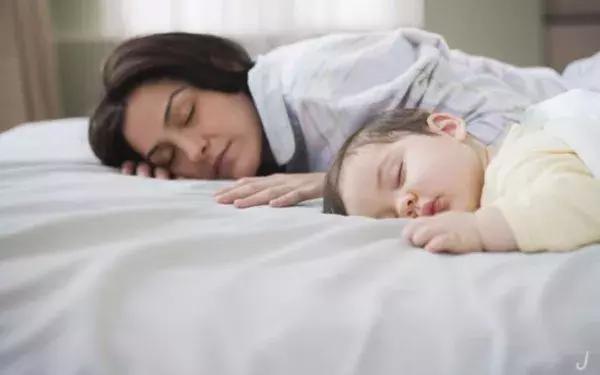 睡前听书对孩子的影响,睡前听故事对身体有没有危害