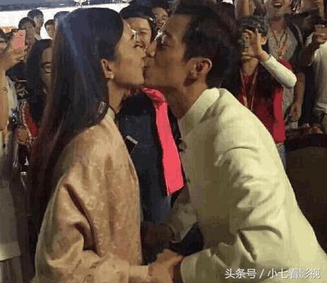 明星拍吻戏，万一有生理反应了怎么办？导演的这招真狠