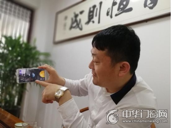 别人搬迁伤筋动骨为何百德木门能把产业顺利转移？