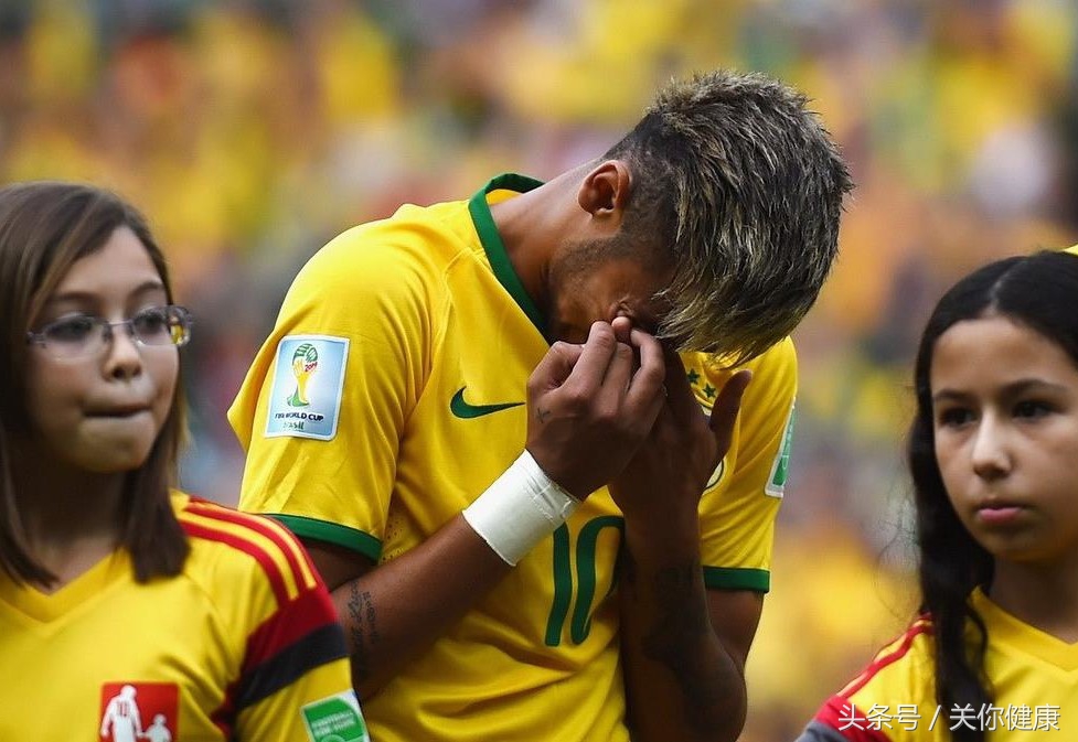 内马尔回应在世界杯受伤,内马尔伤退医学科普