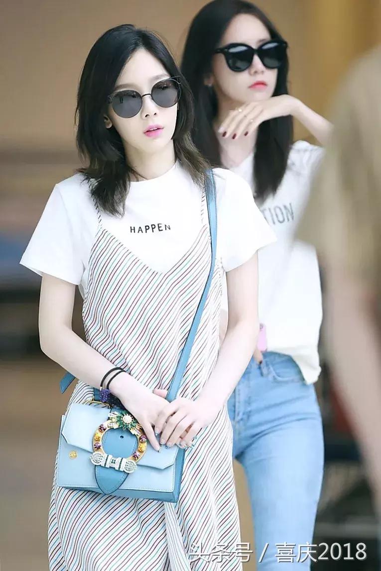 怎么把普通吊带穿的很时髦,小吊带怎么穿比较好看