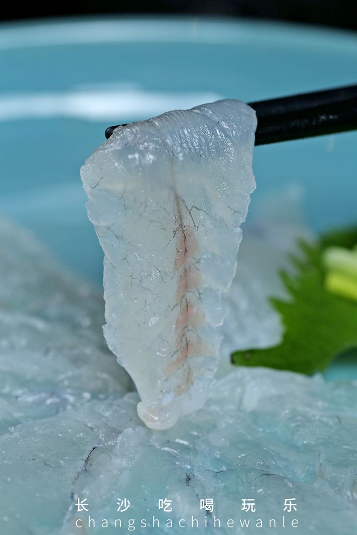 这家日料店有点不一样氛围感爆棚,诚意推荐5家超高颜值新派日料店