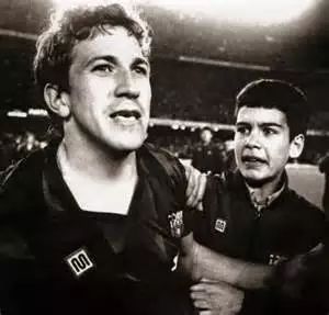 冷知识足球员,羽毛球球童的作用