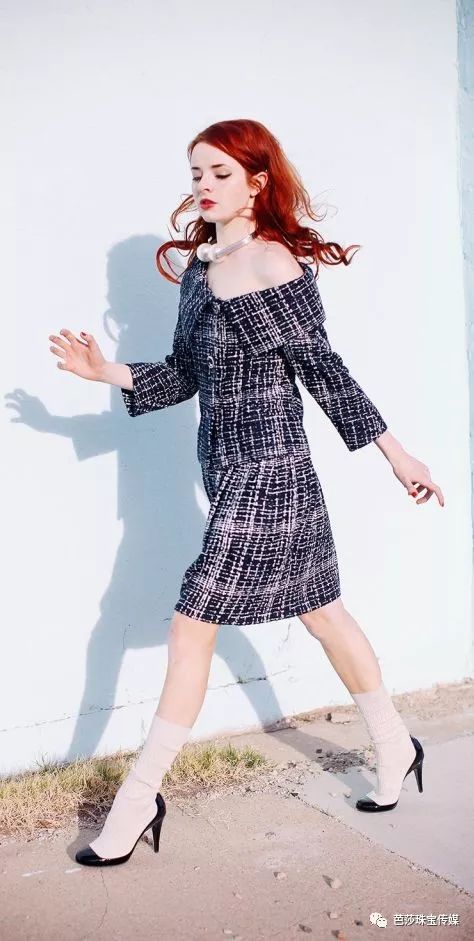 朴信惠戴的黑天鹅项链,朴信惠珍珠