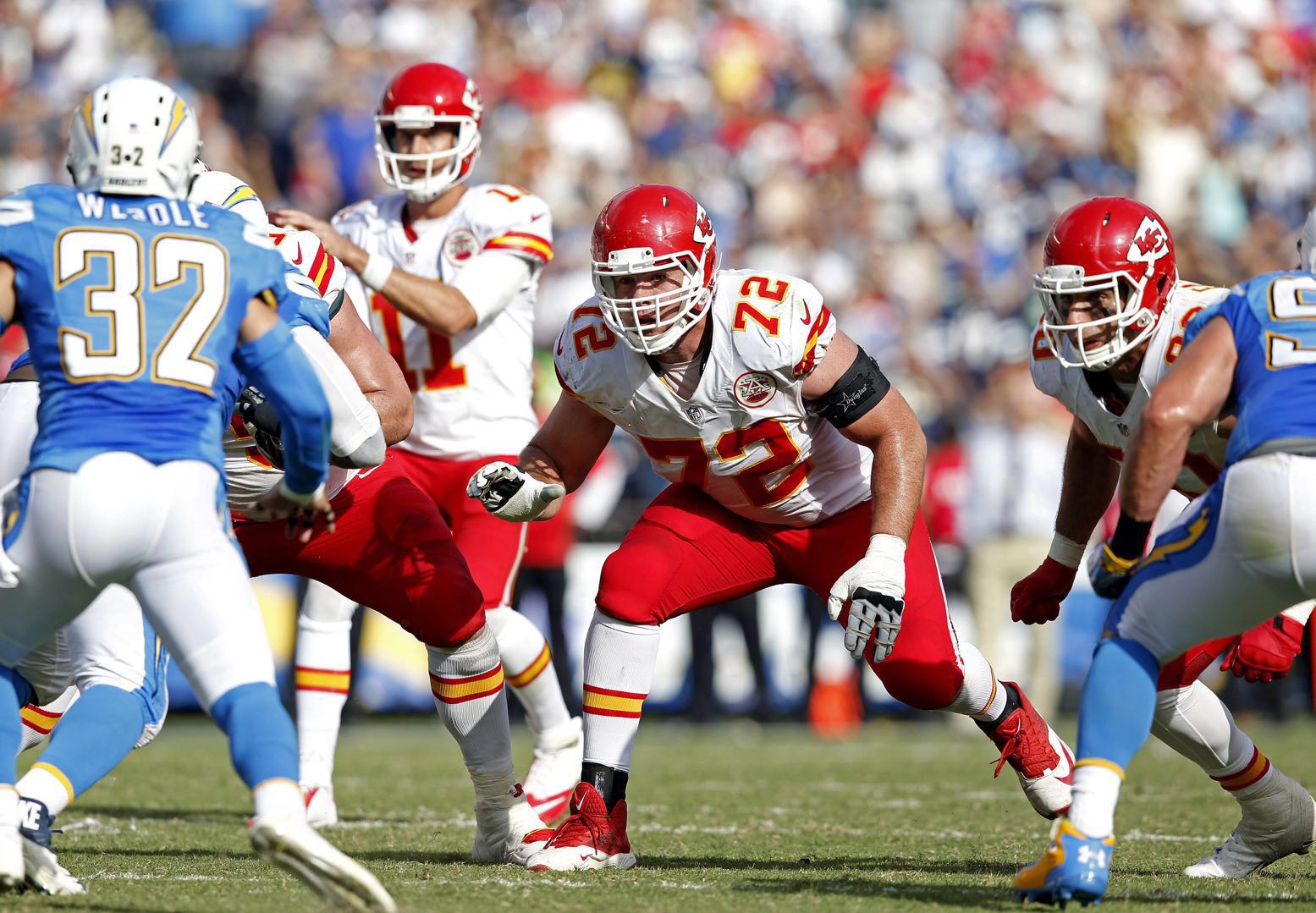 足球是football还是soccerball,足球soccer和football