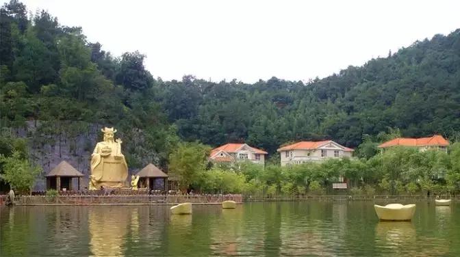 如果肇庆的美食及美景来一场足球赛，胜出的将会是……