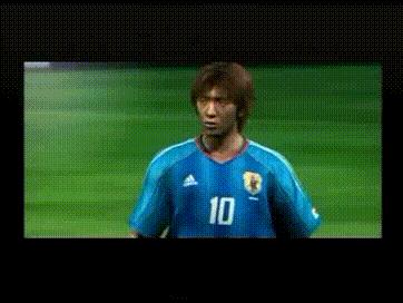 实况足球从开始到现在,20年陪你打游戏的人还在吗