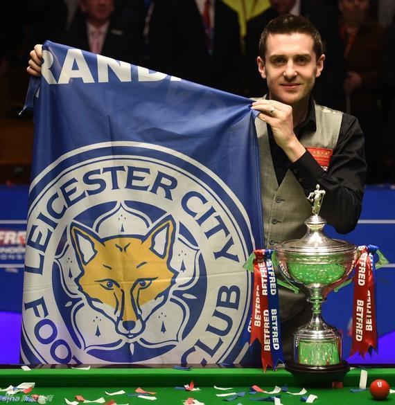 *诺斯**克巨星的足球情缘火箭小丁各有所爱