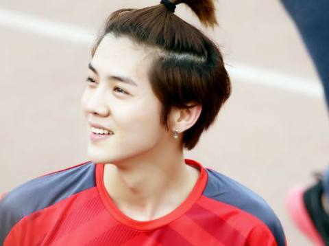 鹿晗解说世界杯哪一场,鹿晗有什么实力解说世界杯