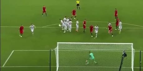 c罗香蕉任意球皇马,c罗60个直接任意球60个帽子戏法