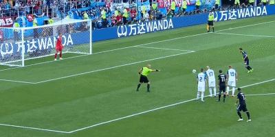 梅西错失绝杀,梅西错失绝平沙特的进球