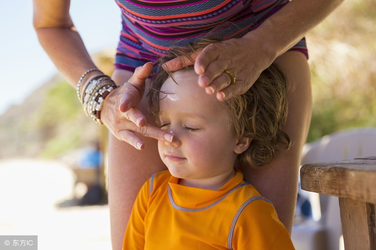 宝宝防晒很重要,最容易忽视的防晒部位