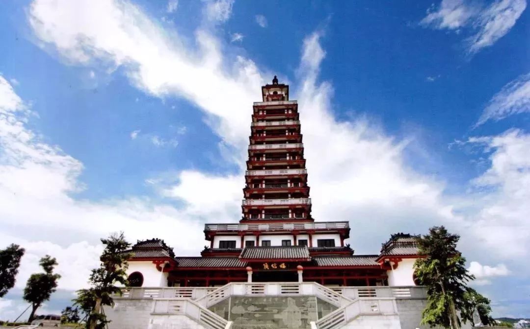 广东岭南第一奇观七星岩景色,广东肇庆第一峰旅游