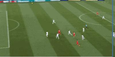 没看是损失！英格兰上演快乐足球，问号跟不上球员，偏不往门里踢