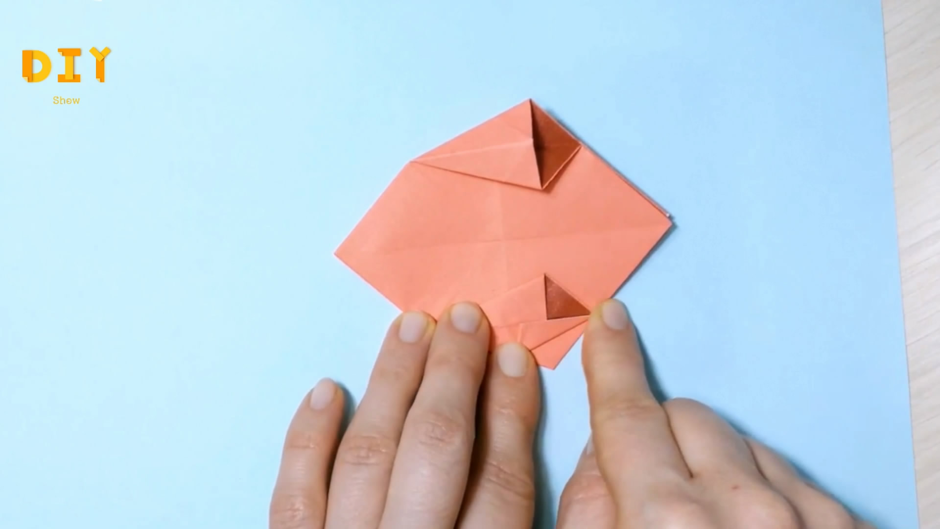 圆形心形花边怎么用平车做,圆形纸片怎么剪成心形花边