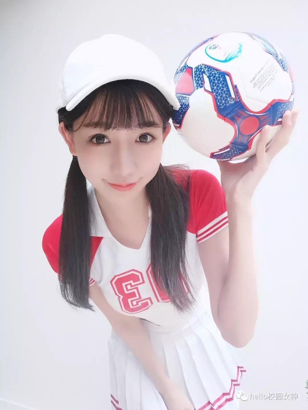 清纯可爱的美丽足球宝贝,清纯足球学生