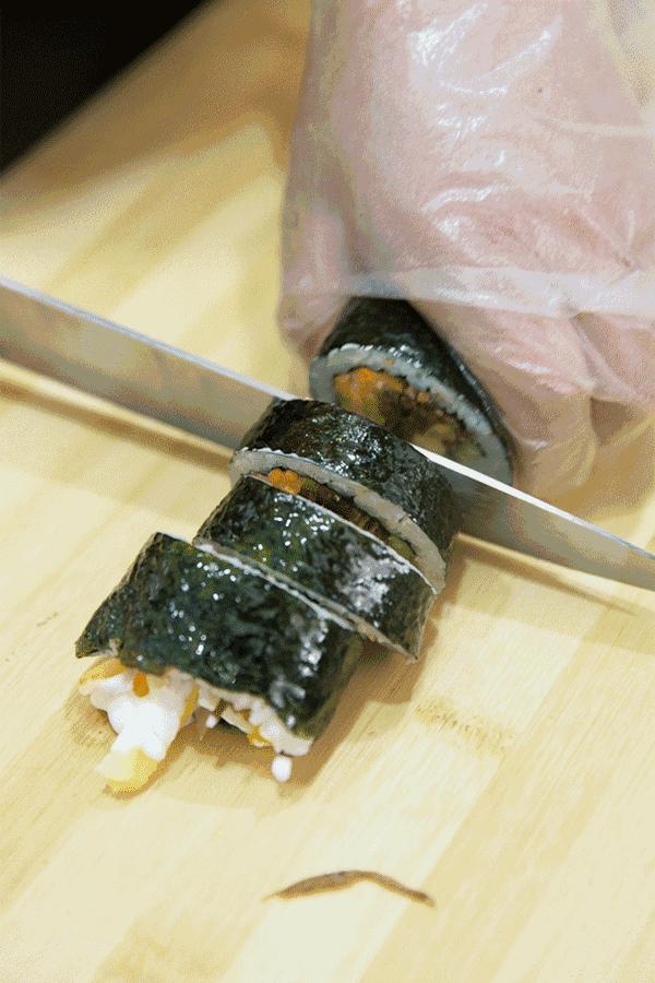 学生最爱吃的炒饭是什么炒饭,学生时代最爱吃的肉松饼