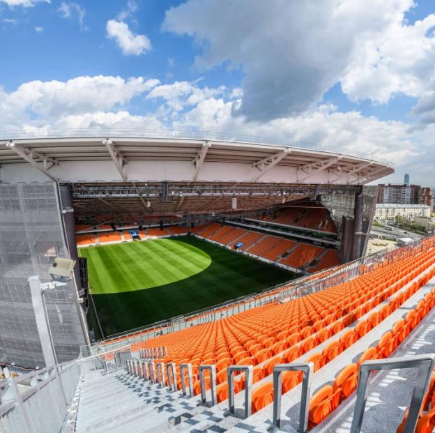 世界杯场馆中的热情体验