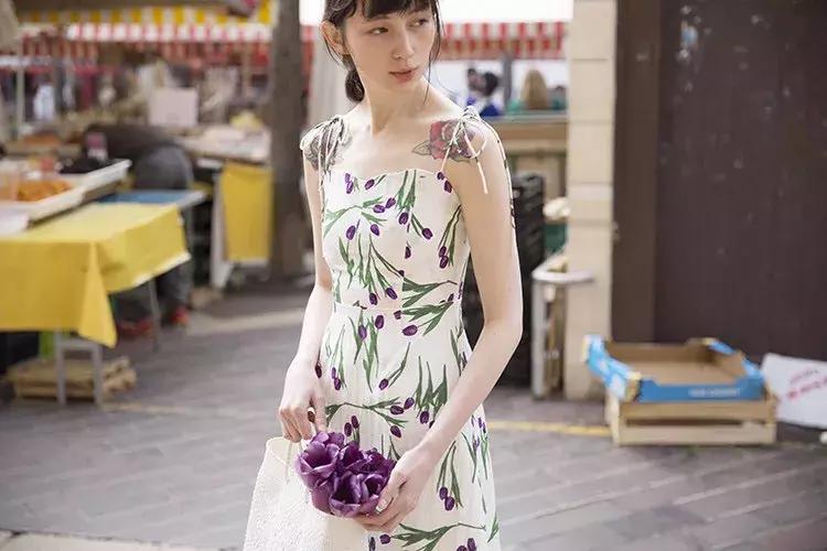 夏天拍照必备的10件衣服,夏季拍照服饰搭配图片