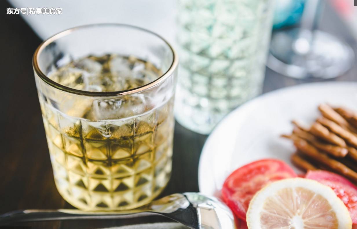 烤鸡翅美食配世界杯,世界杯必吃卤味拼盘菜