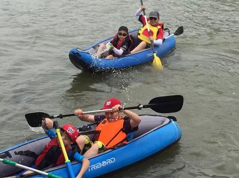 旅行水上运动皮划艇,冲浪水上运动皮划艇图片