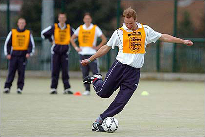 英格兰欧洲杯首战没赢过,英格兰上届世界杯输给谁