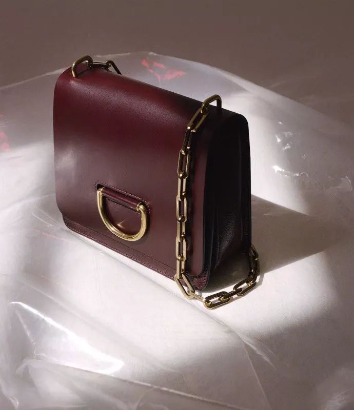 burberry经典手袋,burberry2019春夏包