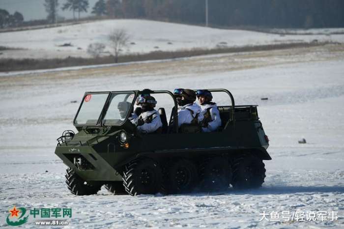 这个小家伙可真的厉害，跑起来各种复杂地形毫无压力