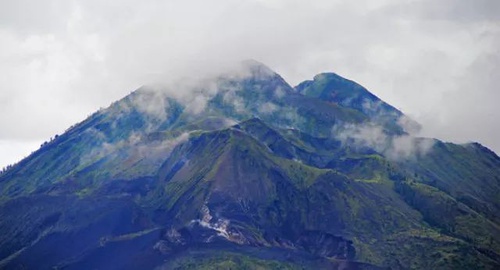 印尼热带雨林徒步,印尼哪座火山值得去