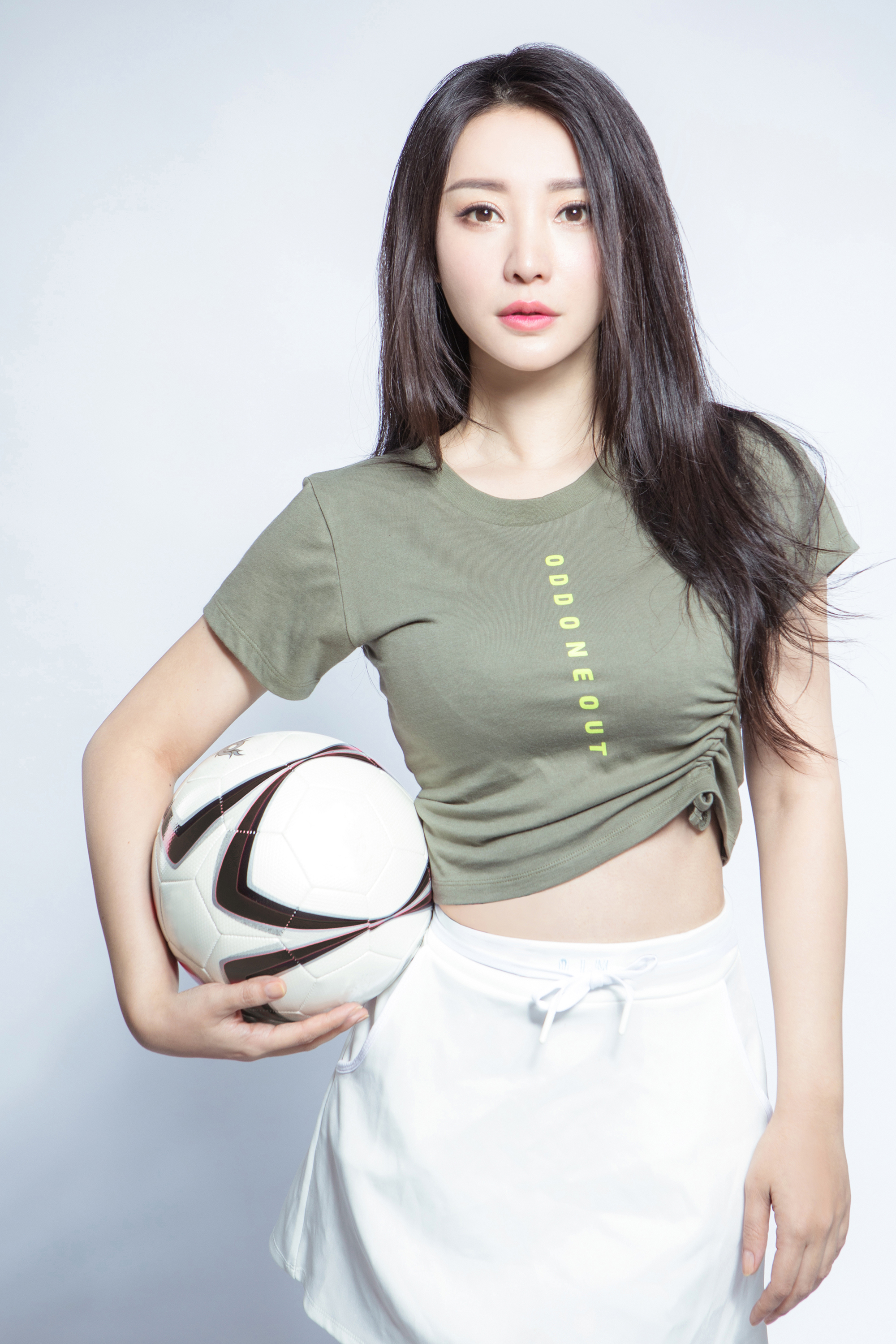 柳岩露脐装图片大全,柳岩露脐健身自拍