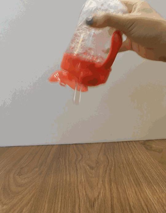 8款婴童吸管杯测评：哪款让宝宝喝得方便，妈妈用得安心？