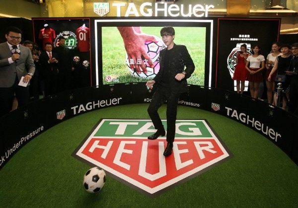 鹿晗世界杯谈到c罗,鹿晗为c罗踢球