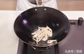 鱿鱼丝炒洋葱怎么炒好吃,超市卖的干鱿鱼丝怎么做好吃
